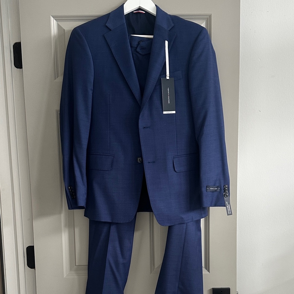 Tommy Hilfiger Navy Suit for Men